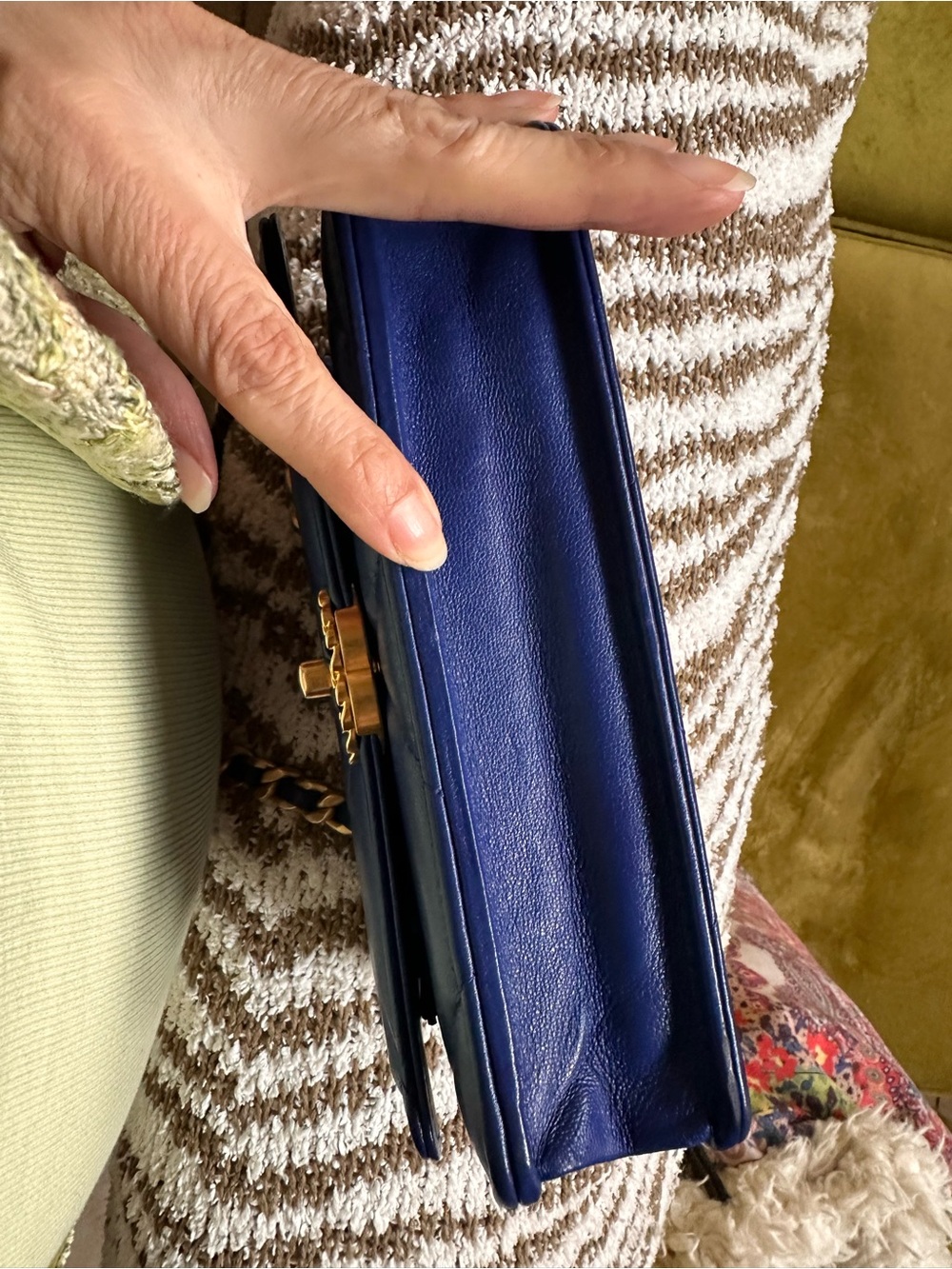 CHANEL 19 Wallet on Chain WOC microchipped full set - Picture 15 of 15